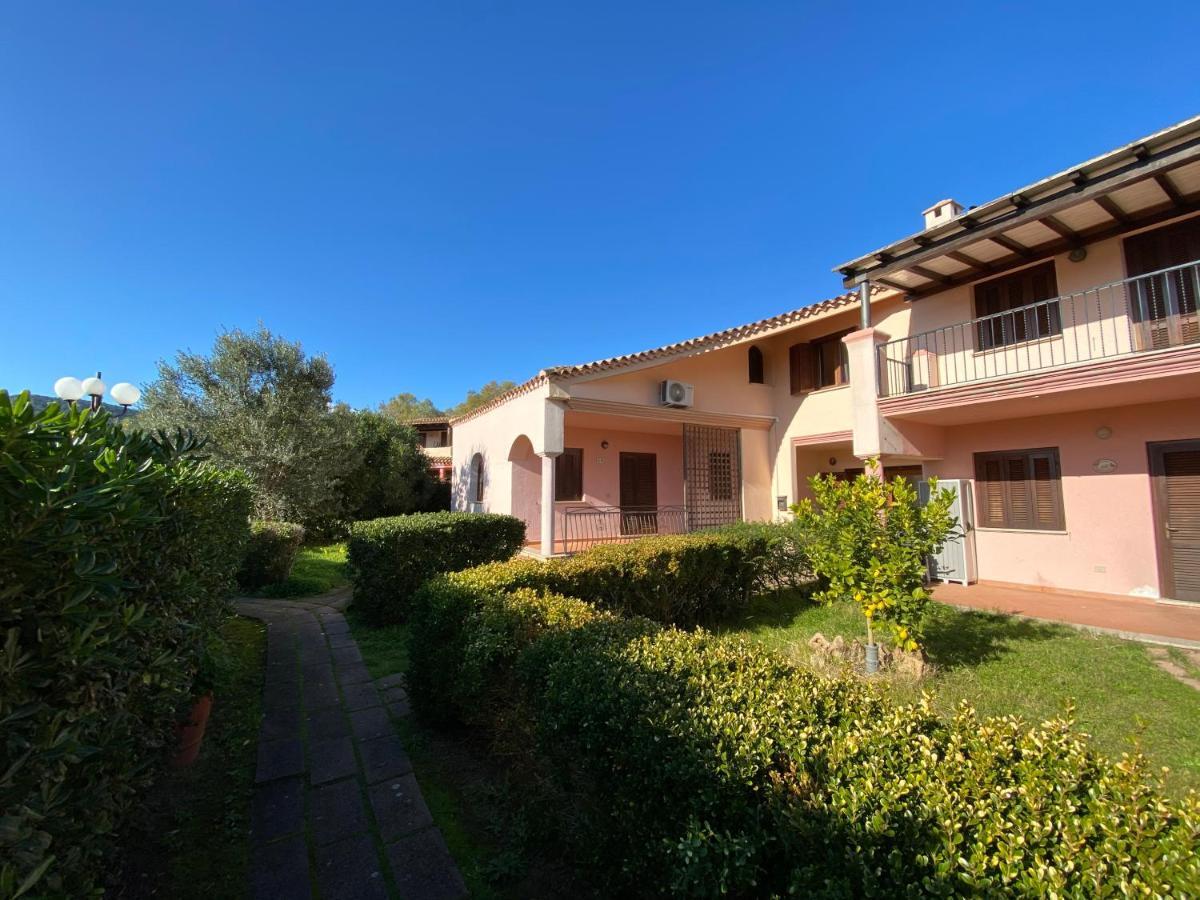 La Coccinella Al Mare Bed & Breakfast San Teodoro  Exterior foto