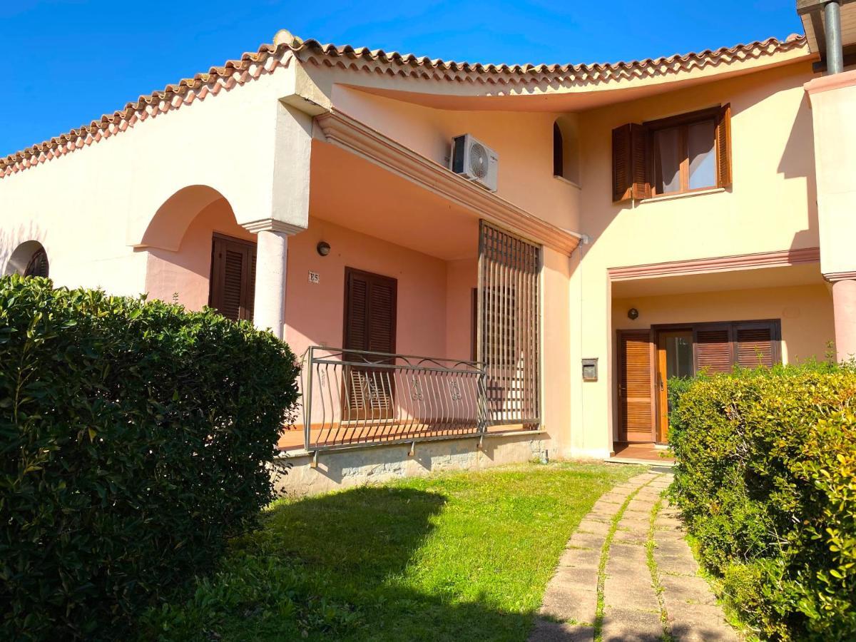 La Coccinella Al Mare Bed & Breakfast San Teodoro  Exterior foto